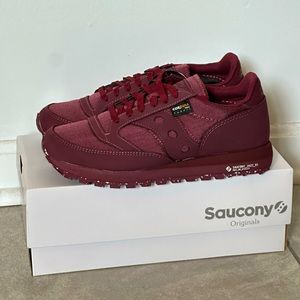 Brand new Saucony Jazz 81 Utility Burgundy Sneakers Men’s Size 8.5